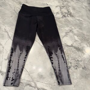 Onzie Leggings Black & Grey Tie Dye     Full Length Size Small